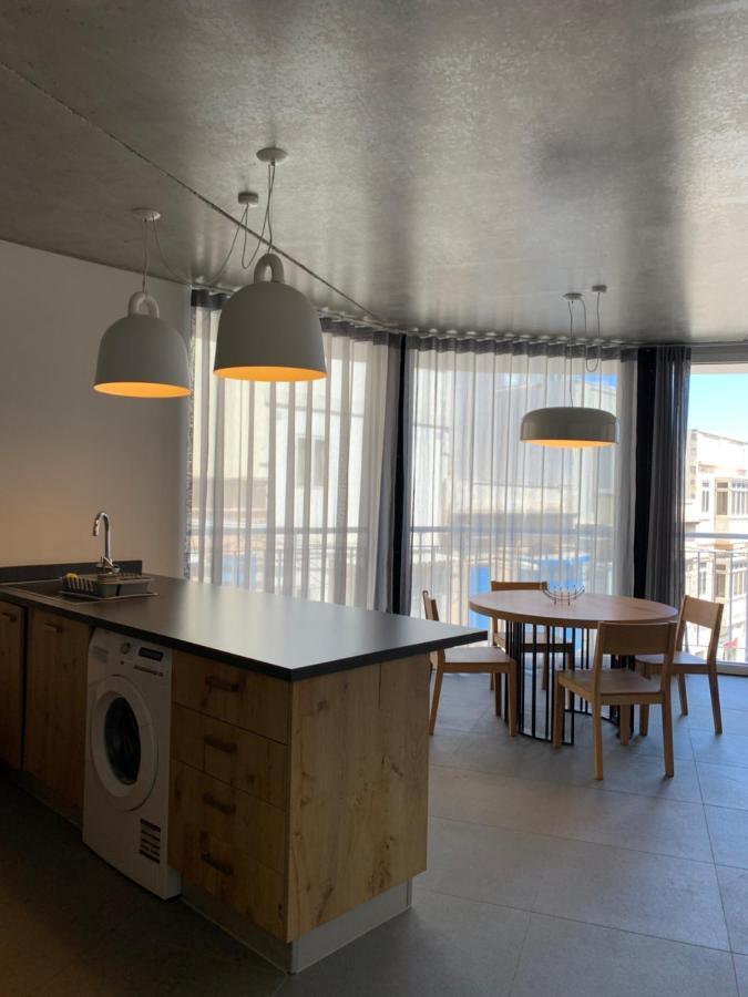 Village Point * Sliema